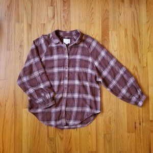 AE Peasant Sleeve Flannel